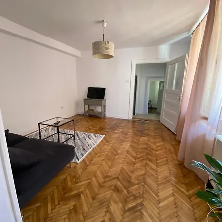 Don House Apartment *